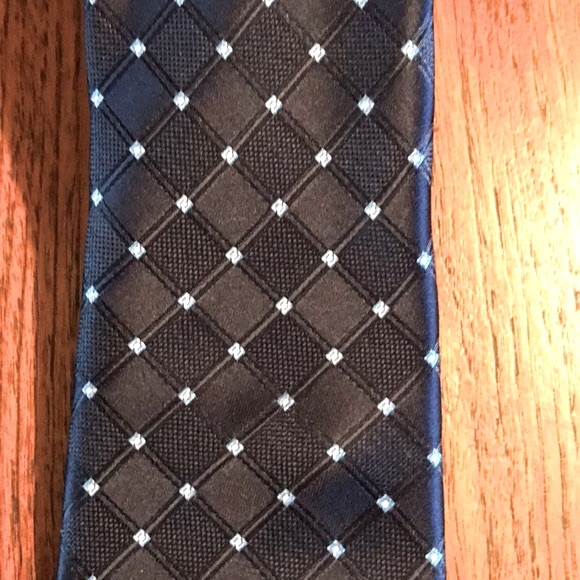 Jones New York Tie - Picture 4 of 9